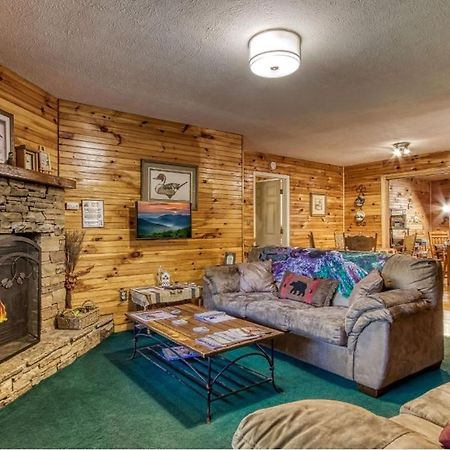 Sunset Ridge Cabin Пиджен-Фордж Экстерьер фото