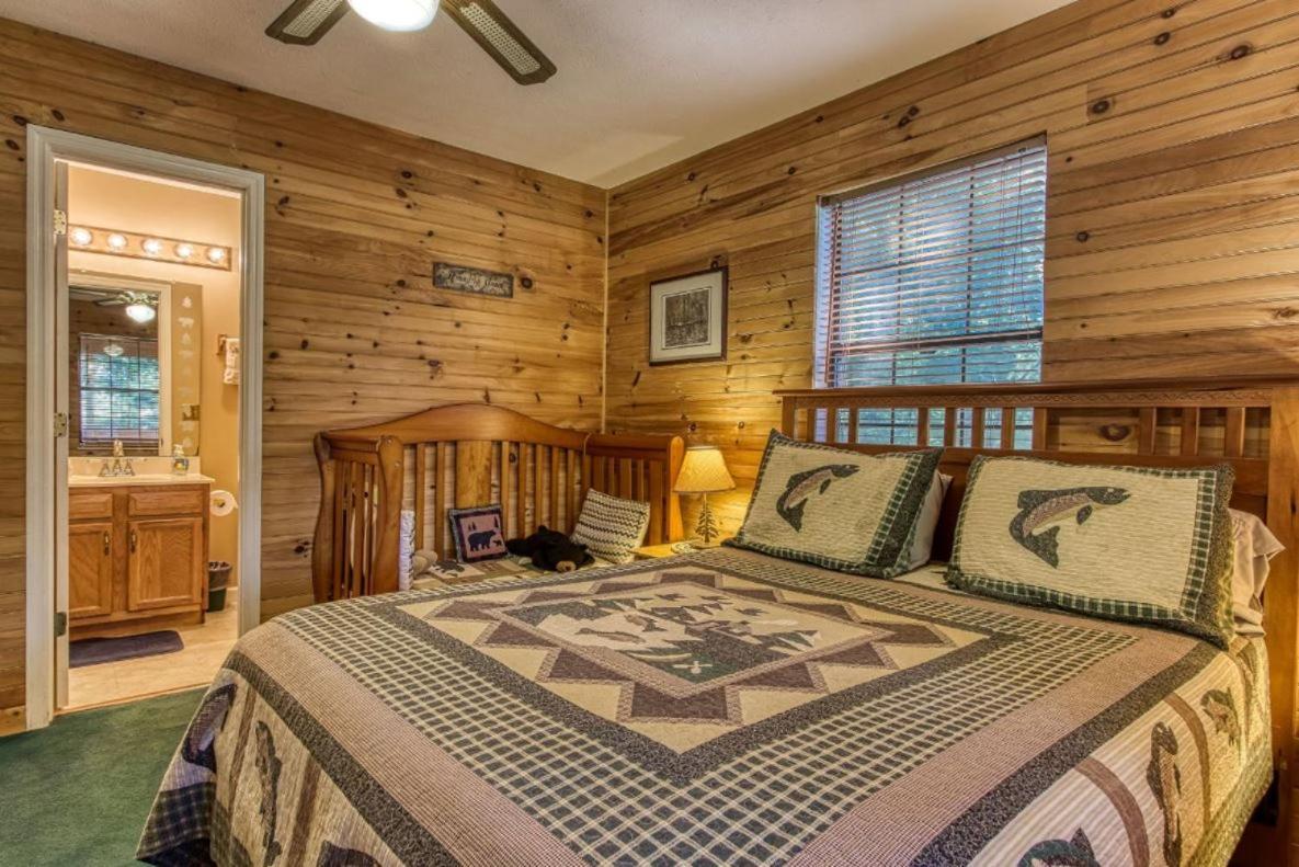 Sunset Ridge Cabin Пиджен-Фордж Экстерьер фото